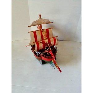 Sonic Prime Angel’s Voyage Ship Playset Pirate Ship & Knuckles the Dread Figure